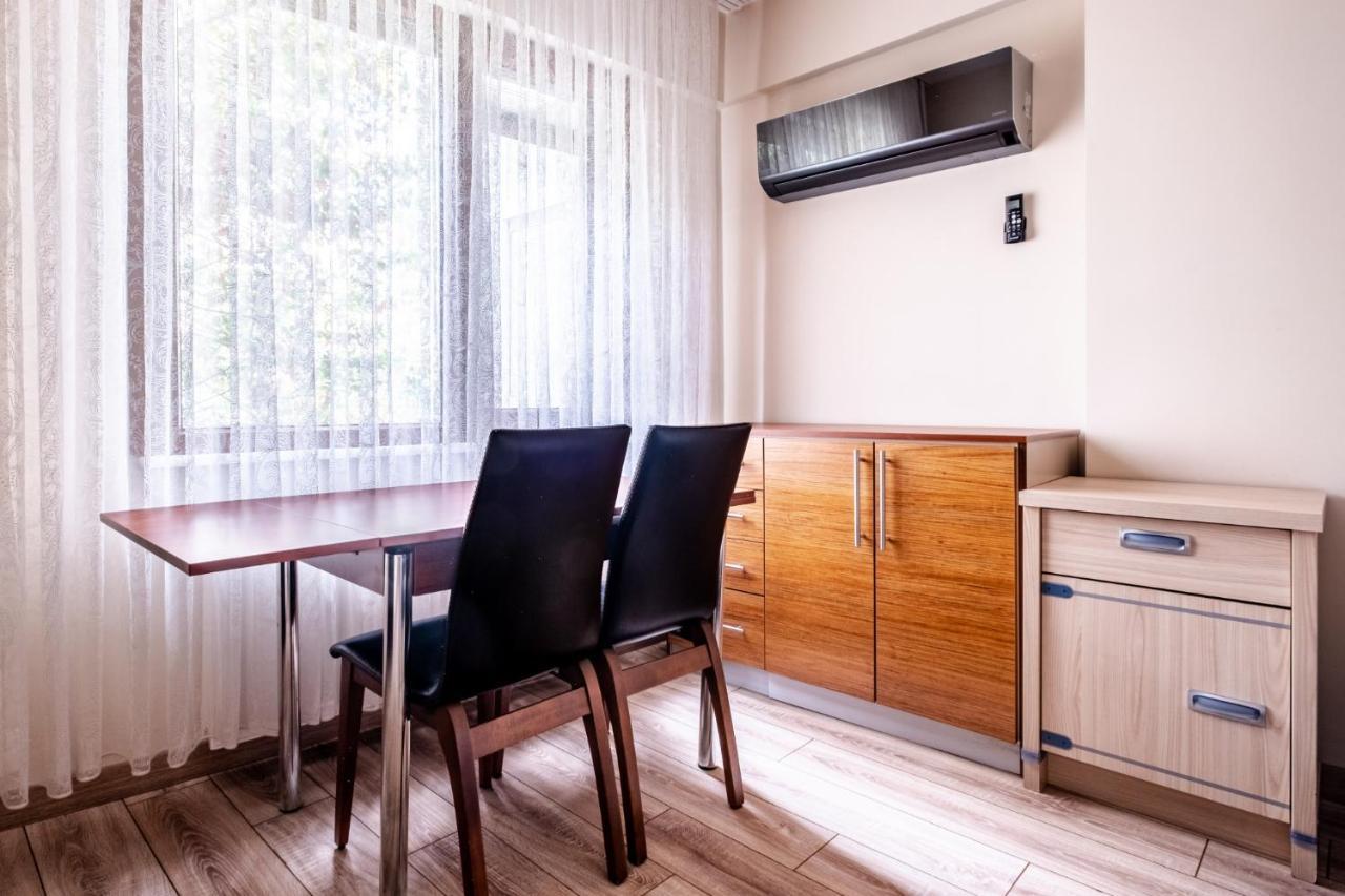 Апартаменти Flat With Sea View Near Uskudar Ferry Station Стамбул Екстер'єр фото